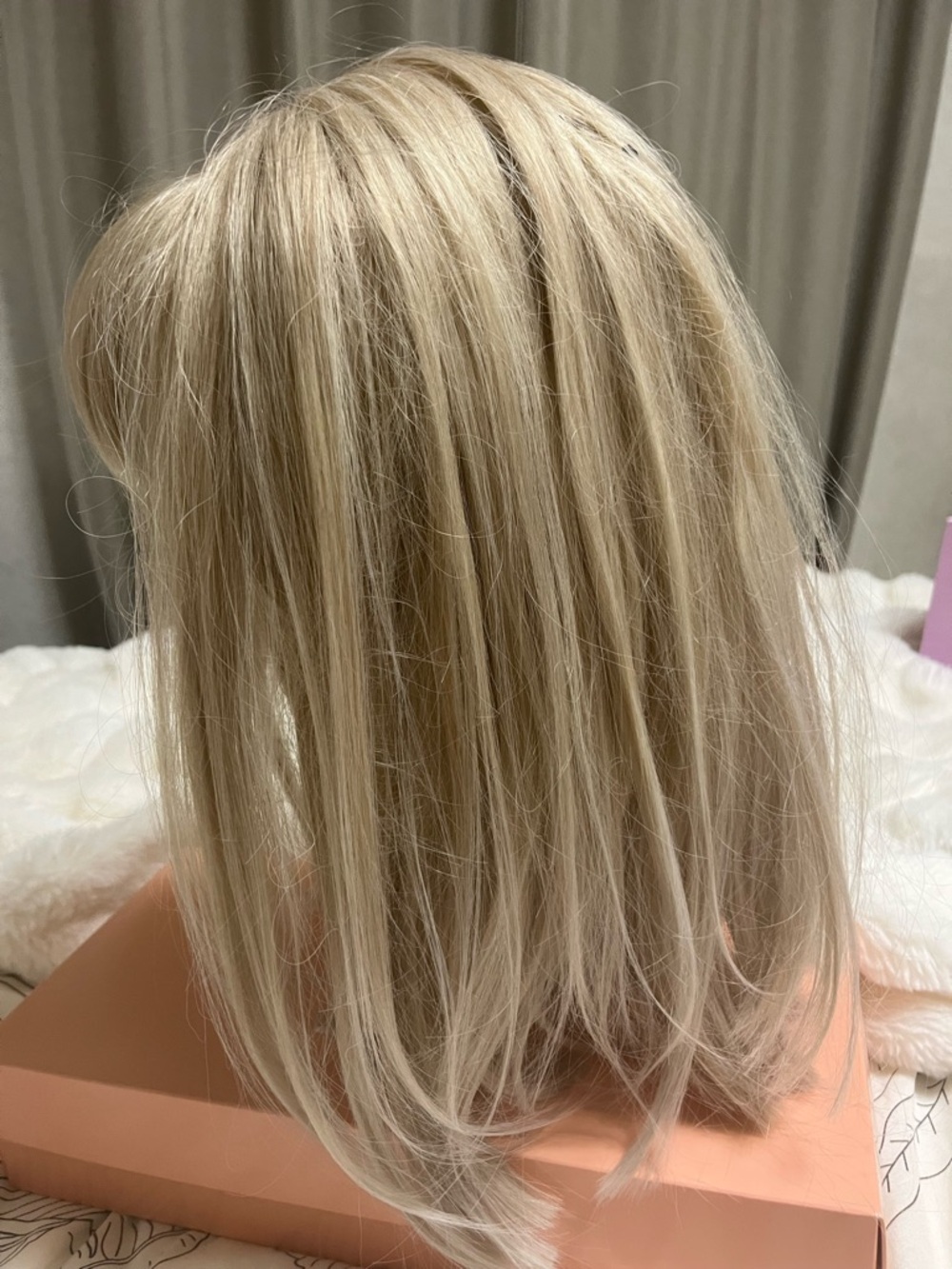 Blonde Layered Synthetic Women's Wig with Bangs